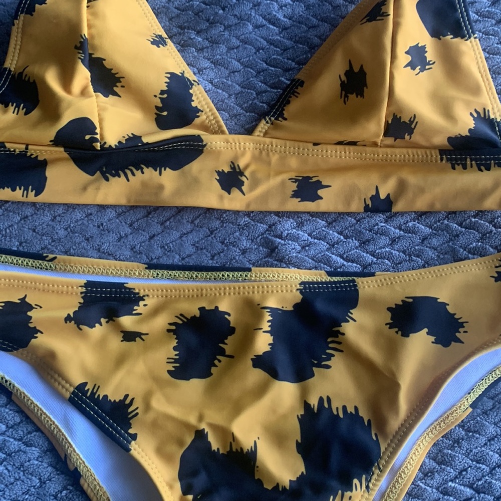 XL - Picture 2 of 2